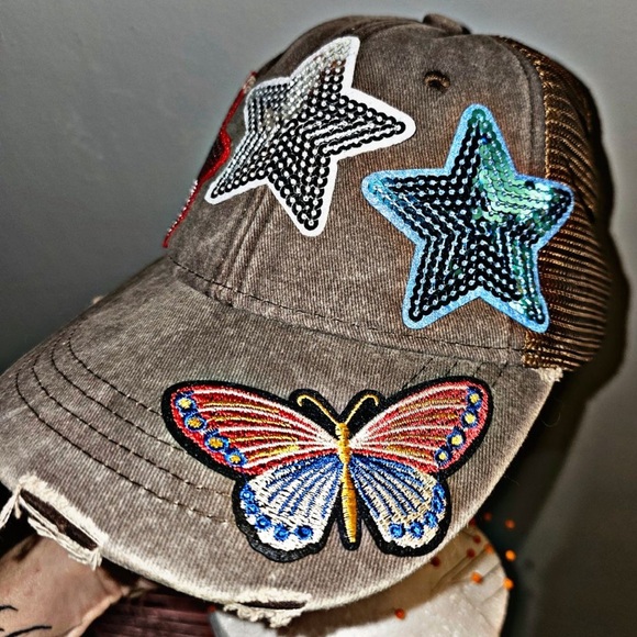 Custom trucker hat!! - Picture 2 of 3